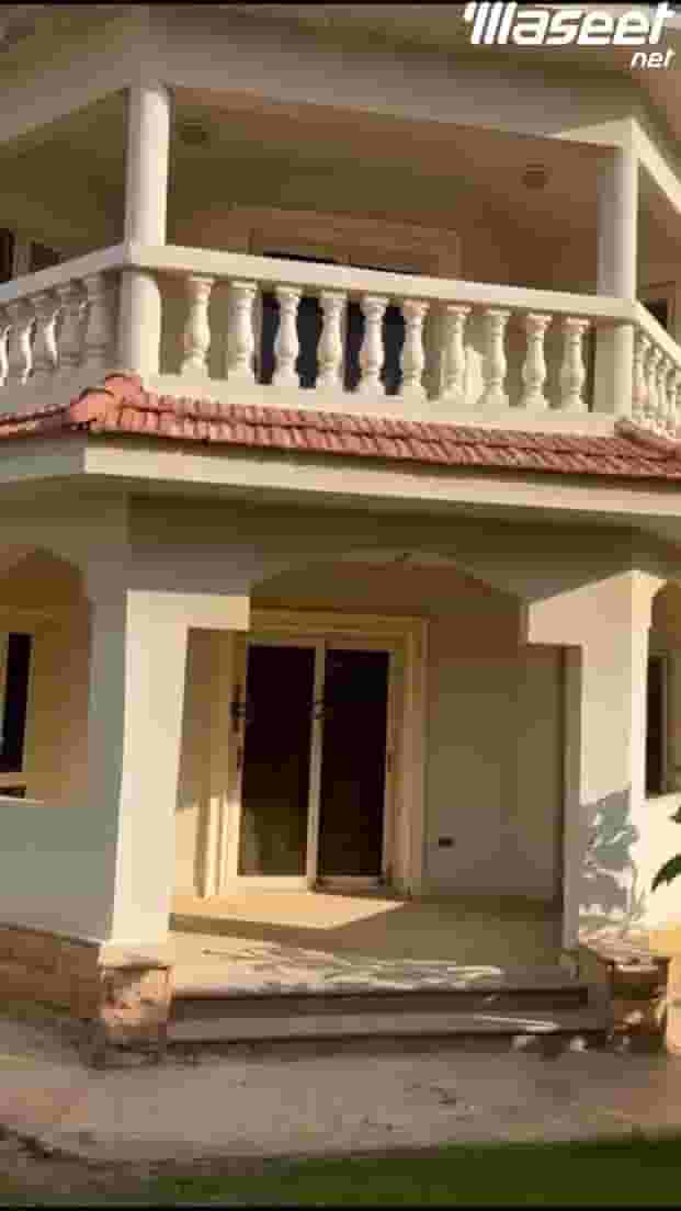 Villa in Marseilles village 250 m