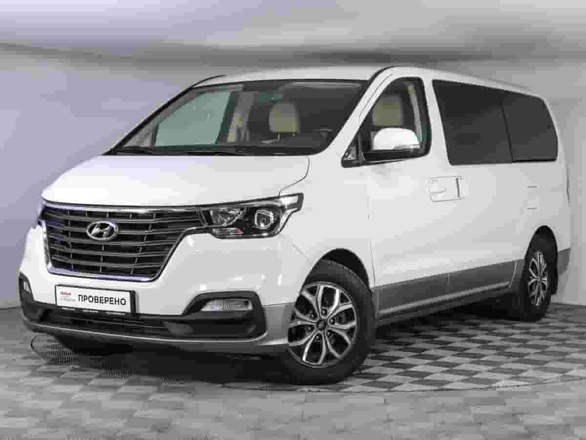 Hyundai H1 microbus rental
