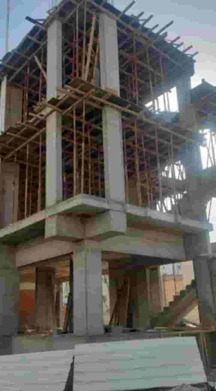 For sale a building of 480 meters