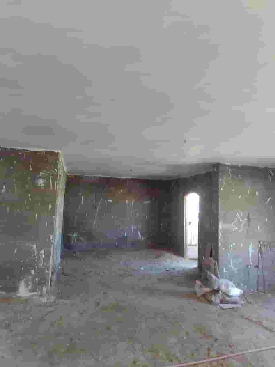 Building for sale in Paradise City