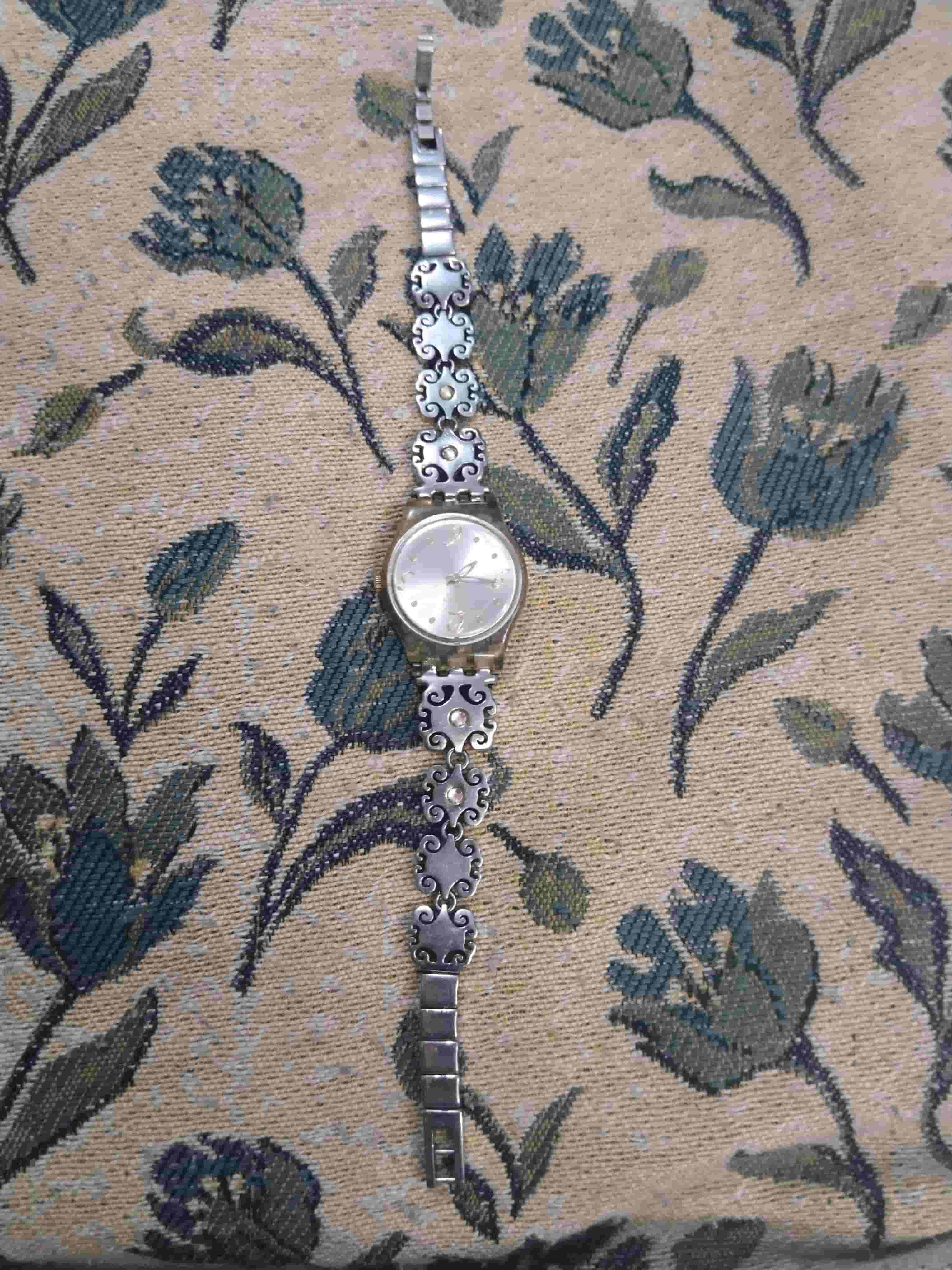  Selling an original Swatch watch