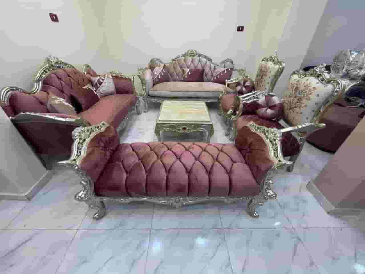 Domyati Taqil Salon