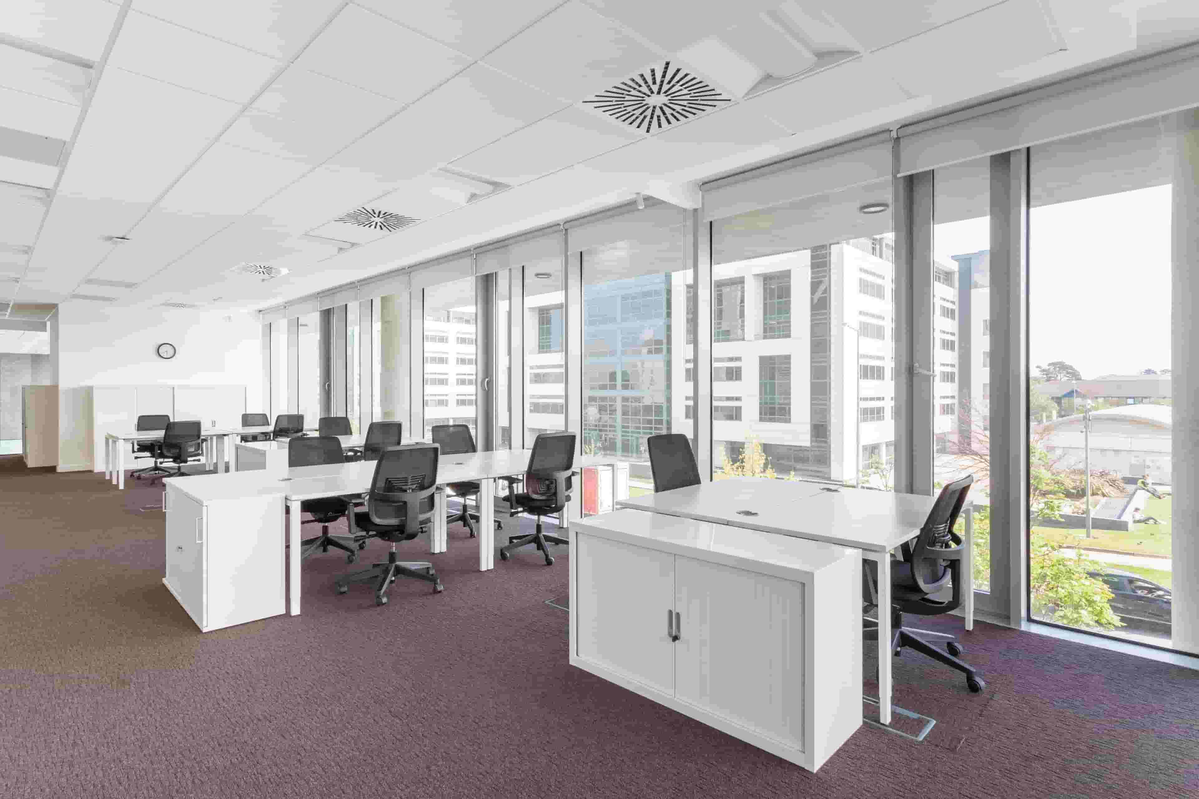 Open plan office space for 15 persons in Cairo, Park Street West