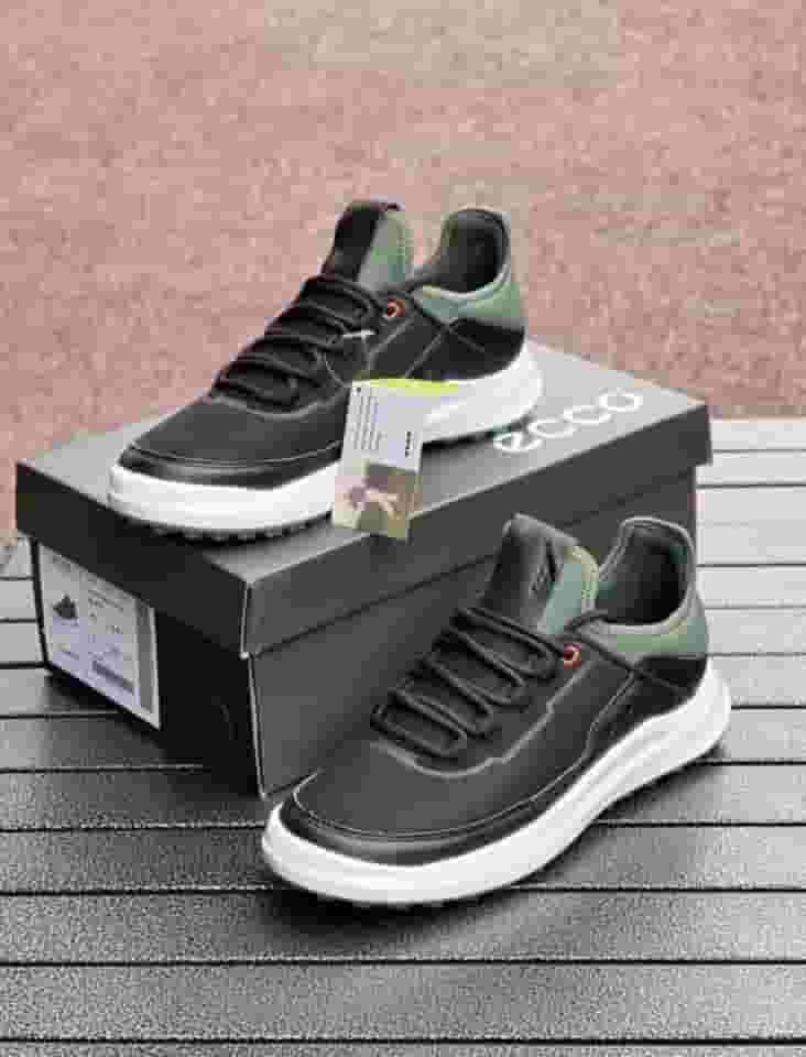 حذاء  ecco