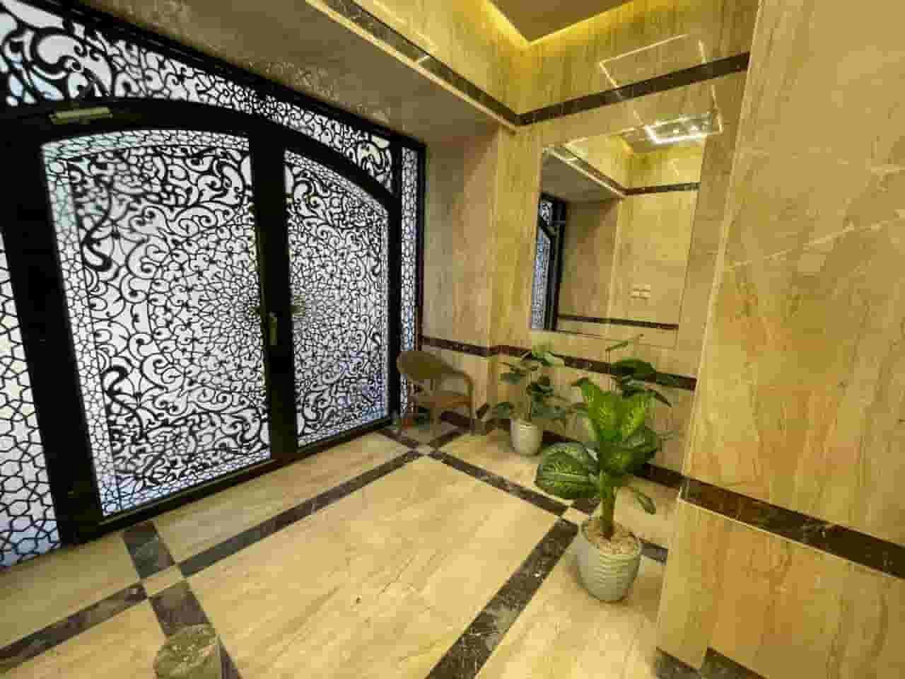 Apartment next to the engineers for sale at an attractive price with the best location, super lux finished and close to all places