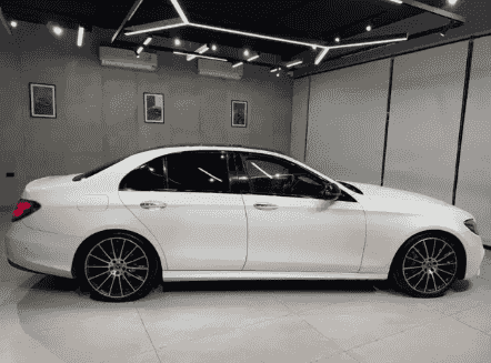 مرسيدس بينز E300 موديل 2020