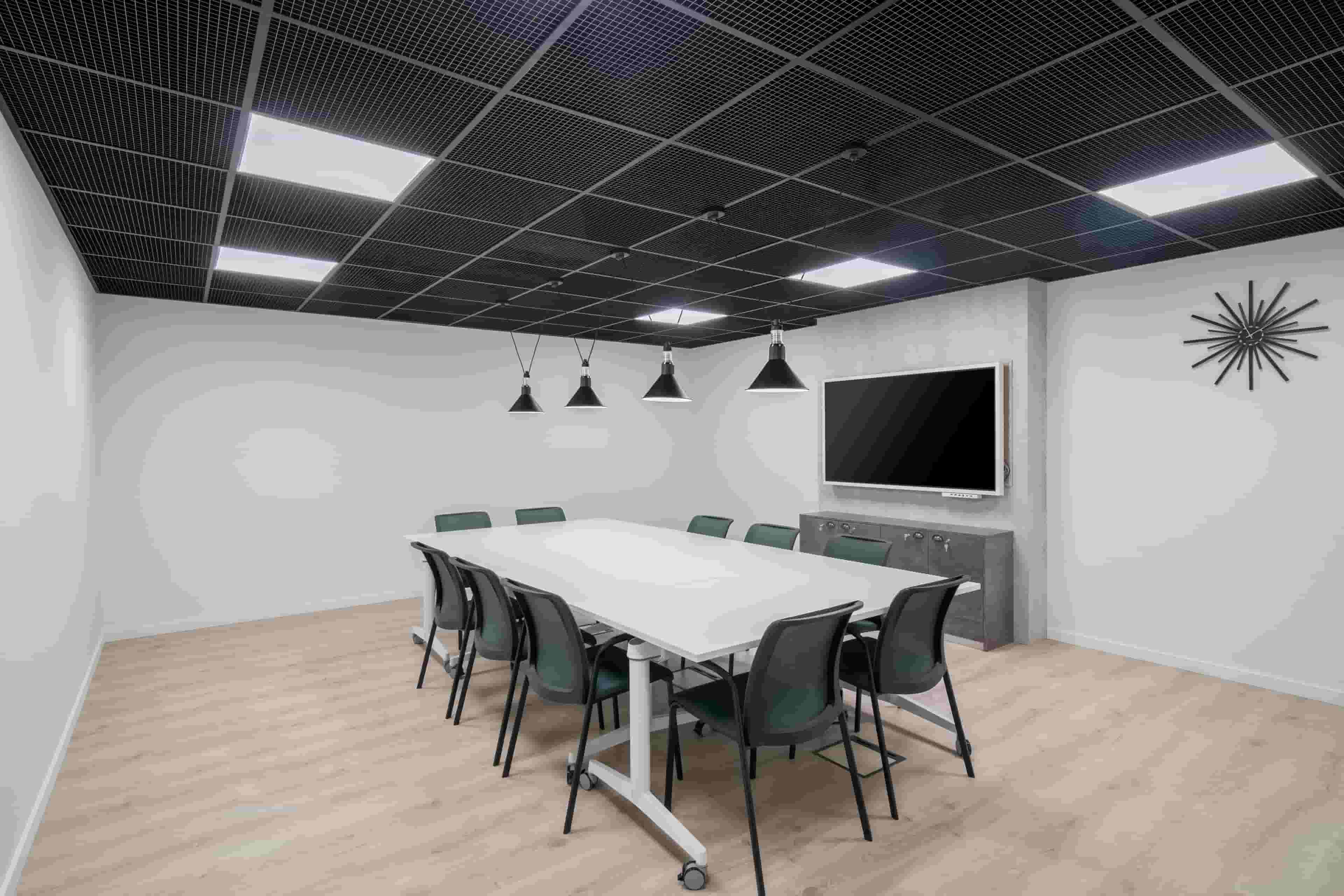 Open plan office space for 10 persons in Hurghada, Royal