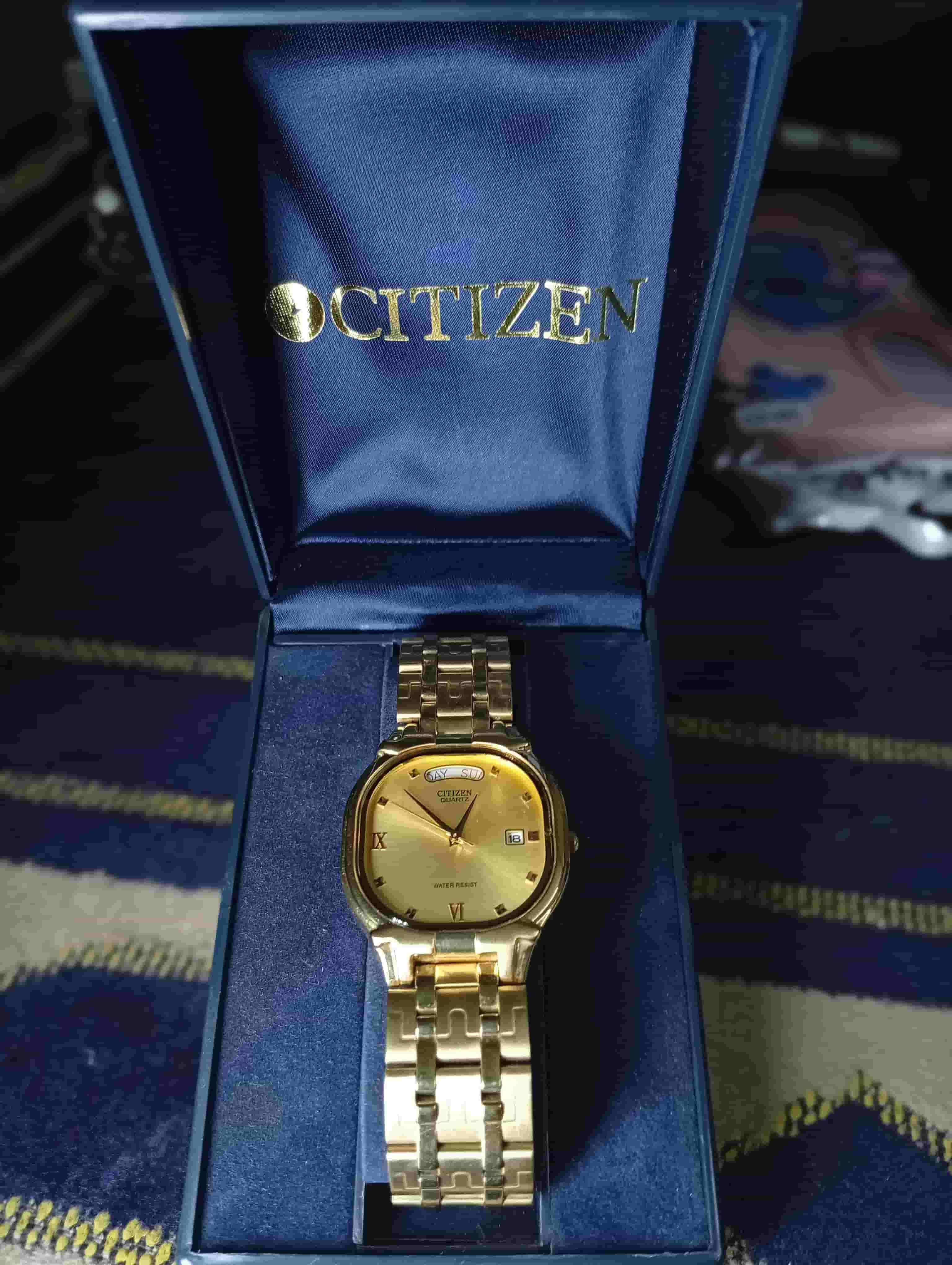 ساعة CITIZEN أصلية ذهبية كوارتز 