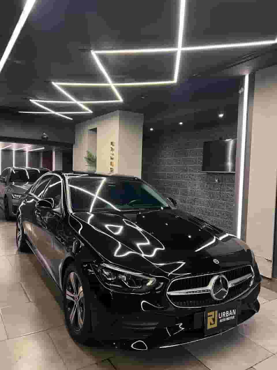 مرسيدس بنز C180 موديل 2022