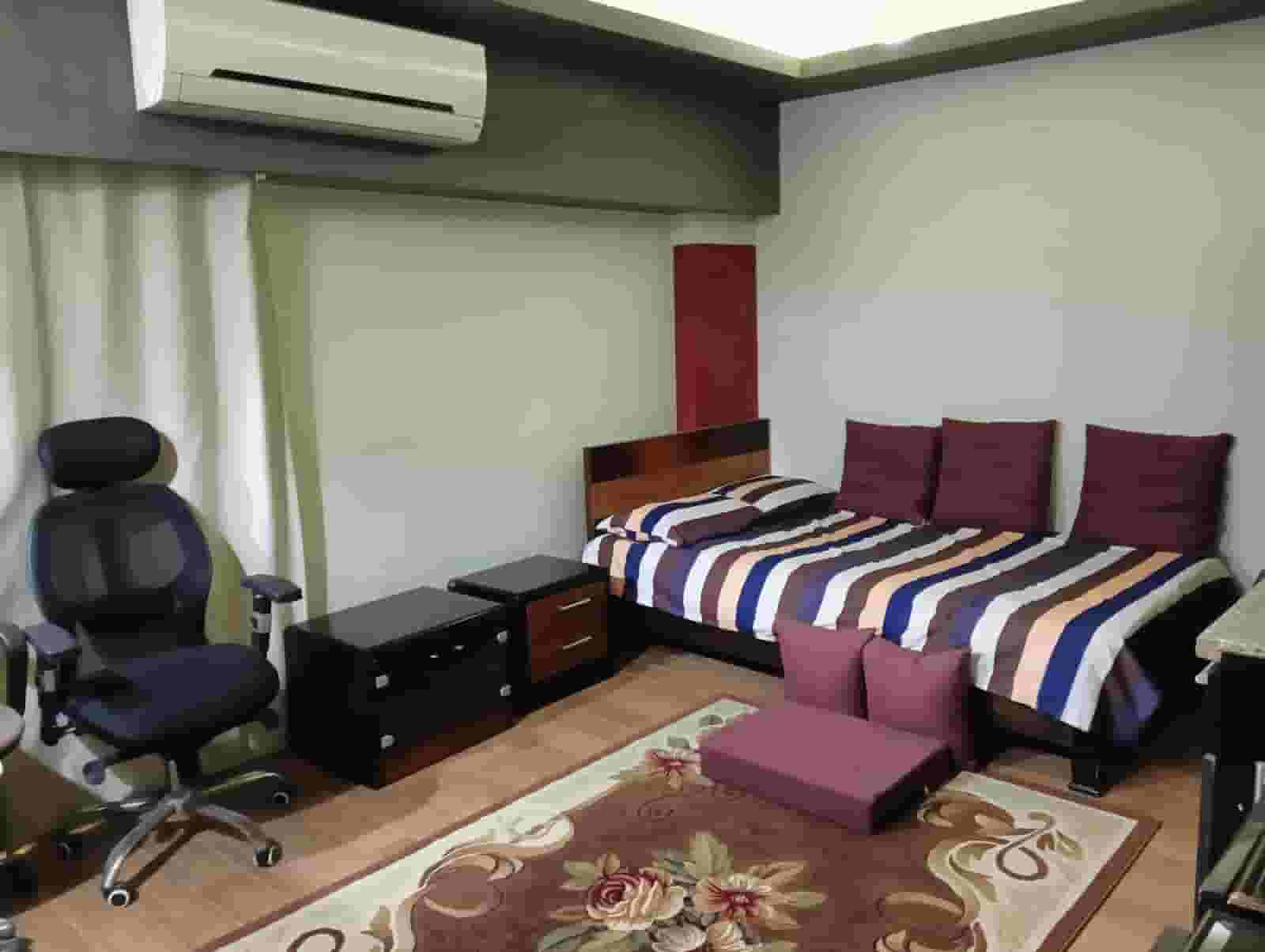 Hotel room for rent 