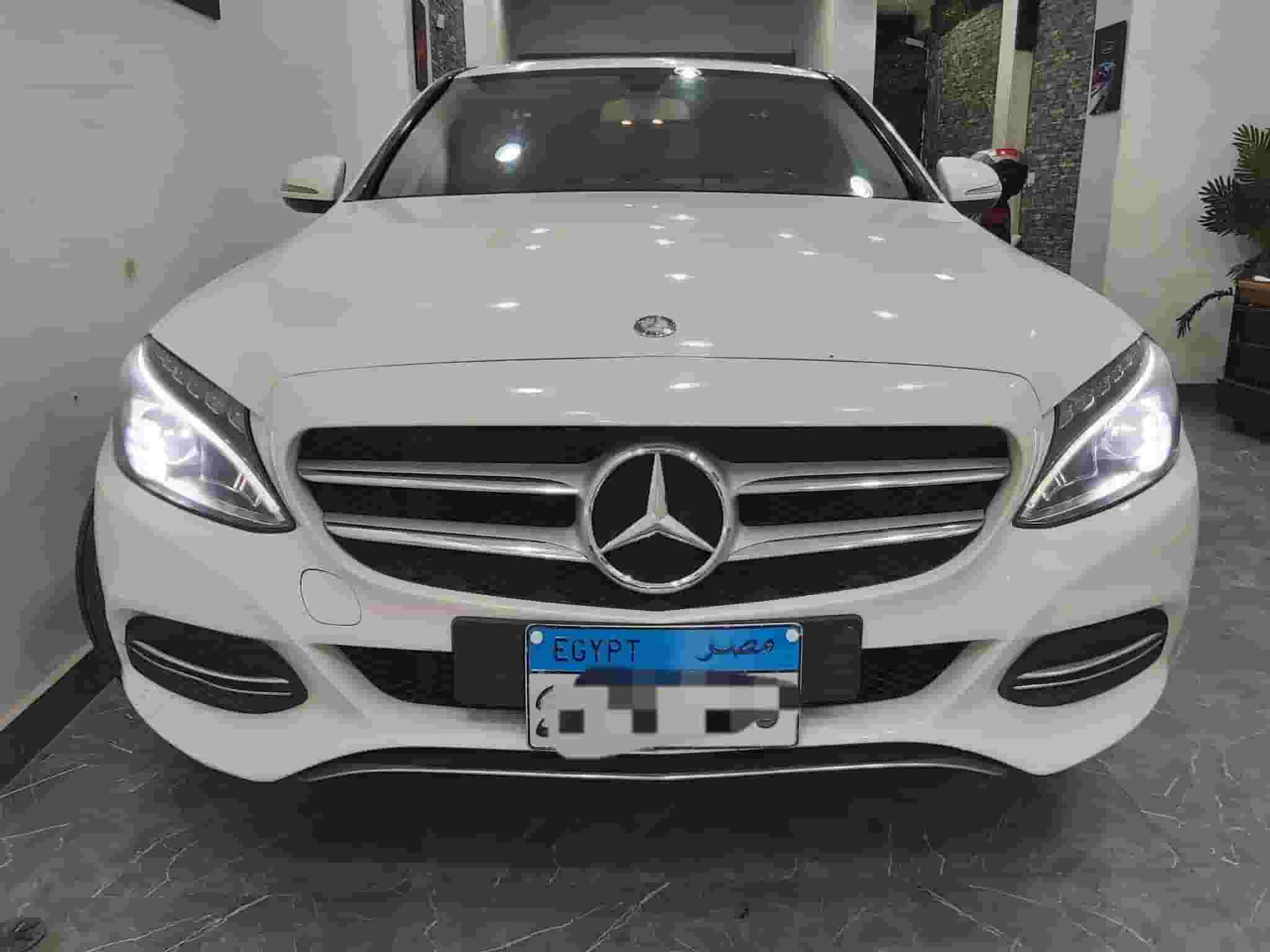 مرسيدس بنز C180 موديل 2015