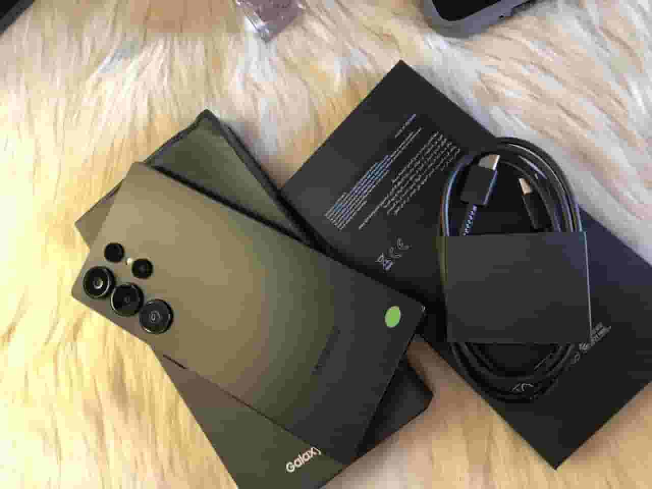  Samsung Galaxy S25 Ultra 