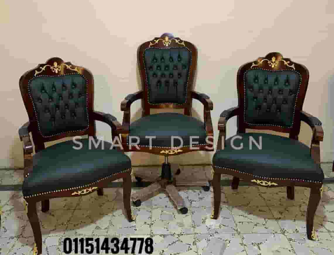 wooden waiting chairs 