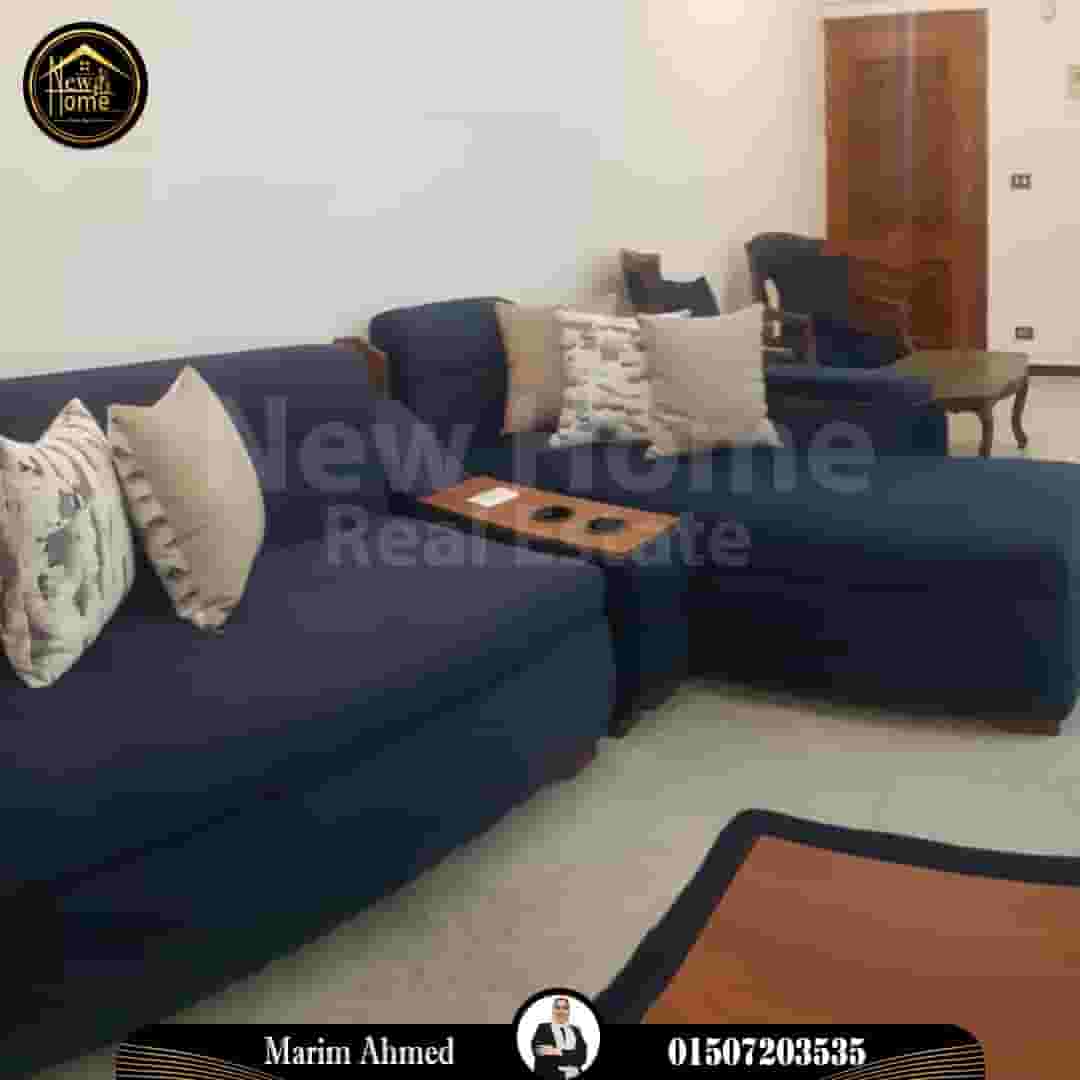 Furnished apartment for rent 110 m - Sporting - on the tram