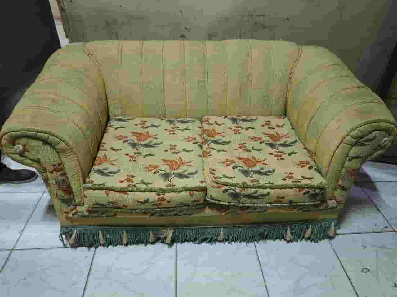 طقم كنب كامل