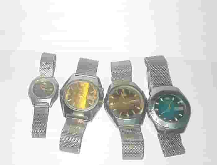 Four original Japanese Orient watches for sale in Alexandria