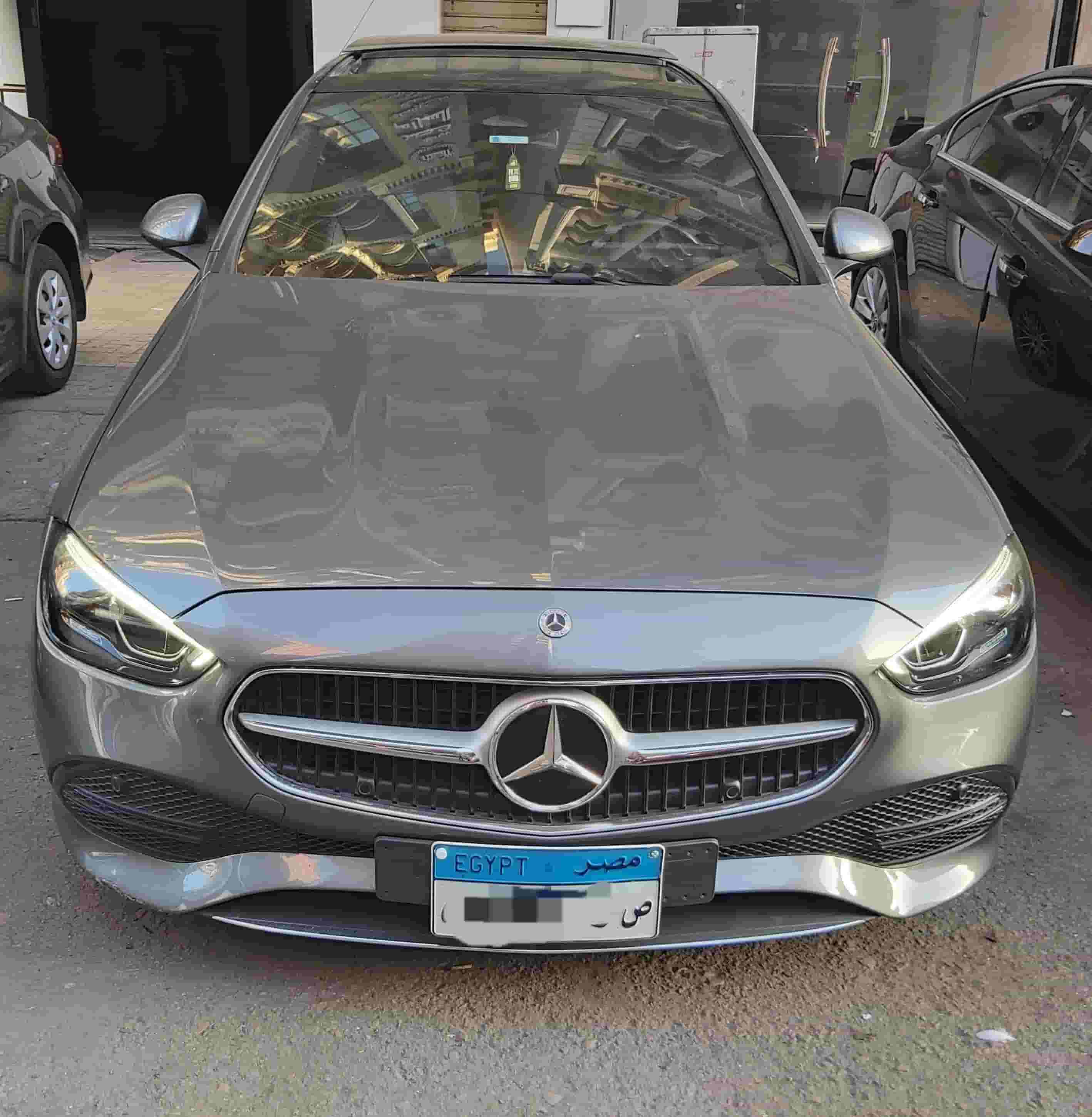 مرسيدس بنز C180 22 افنجارد بلس