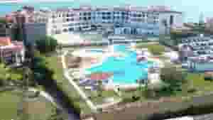 فندق للبيع في مارينا ٥