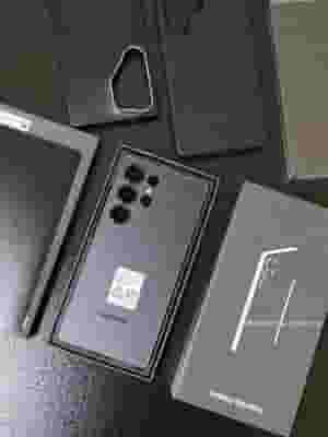 *الروعه والجمال وأعلى الاصدارات 🥰 عندنا ووبس احدث اصدارات السامسونج الترا 25📱🍒 الحق الخصم الجبااار