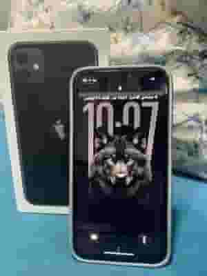 For sale iPhone 11 black 64 GB