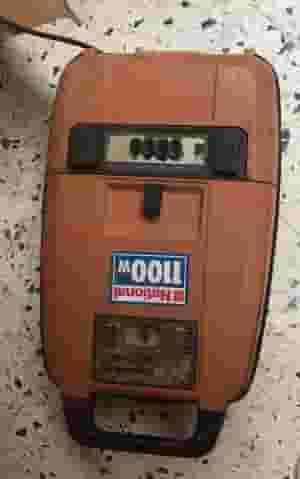 National vacuum cleaner is used and working