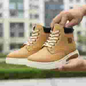 🔥 Men's casual boots - stylish x comfort x high quality!

If you look at a bot, it stays practical - comfortable - and goes well with any clothes...
This bot is still the right winter choice 👌