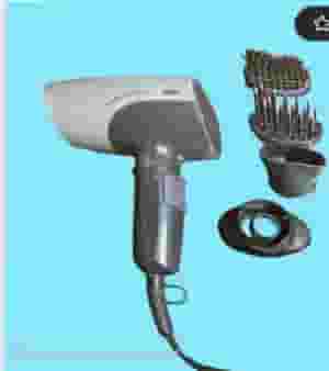 Braun 1800 watt hair dryer in used condition and as new