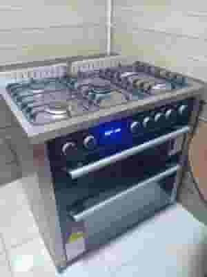 Uniwire digital cooker with 2 doors and two ovens