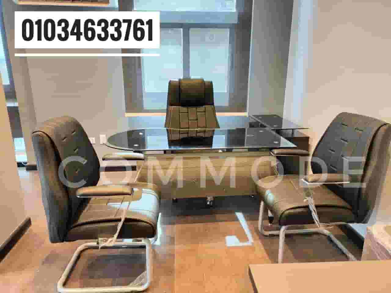 Shatterproof security glass manager's desk