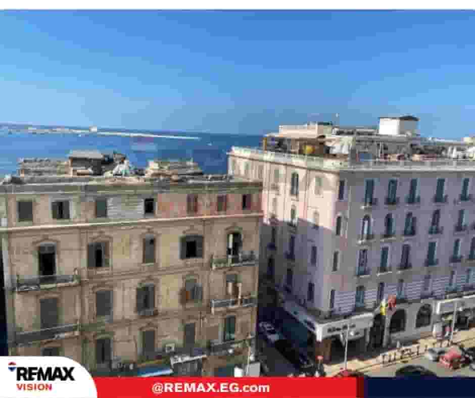 Furnished apartment for rent 200 m in Raml station - steps from the sea