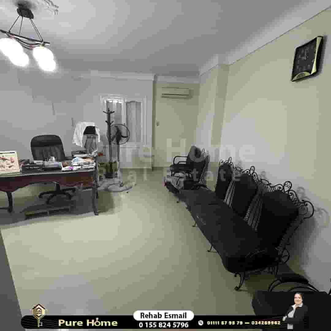 Furnished clinic for rent - Smouha - Taqseem Al-Qudah