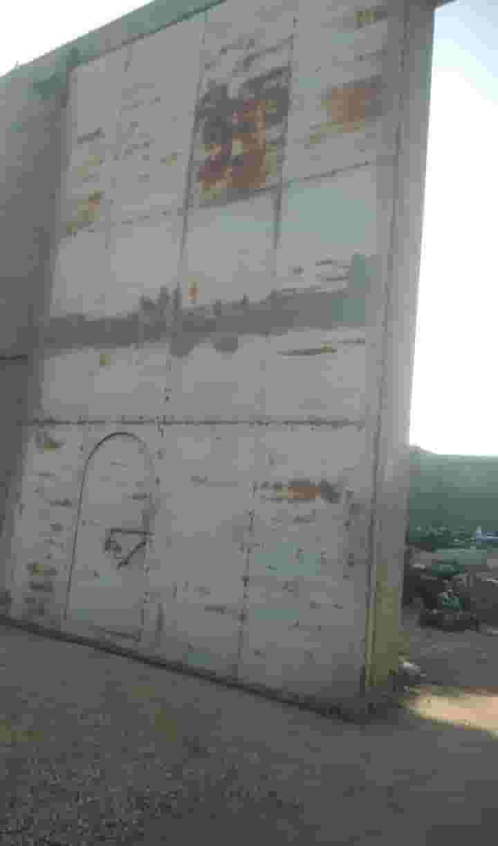 مخزن مميز للبيع في أبيس 