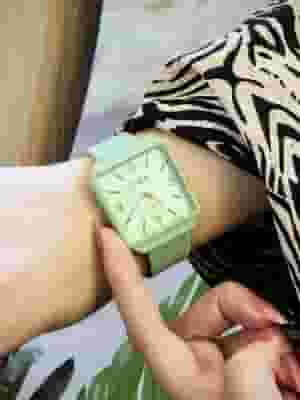 ساعة شي إن  ستايلك في لمسة بسيطة!