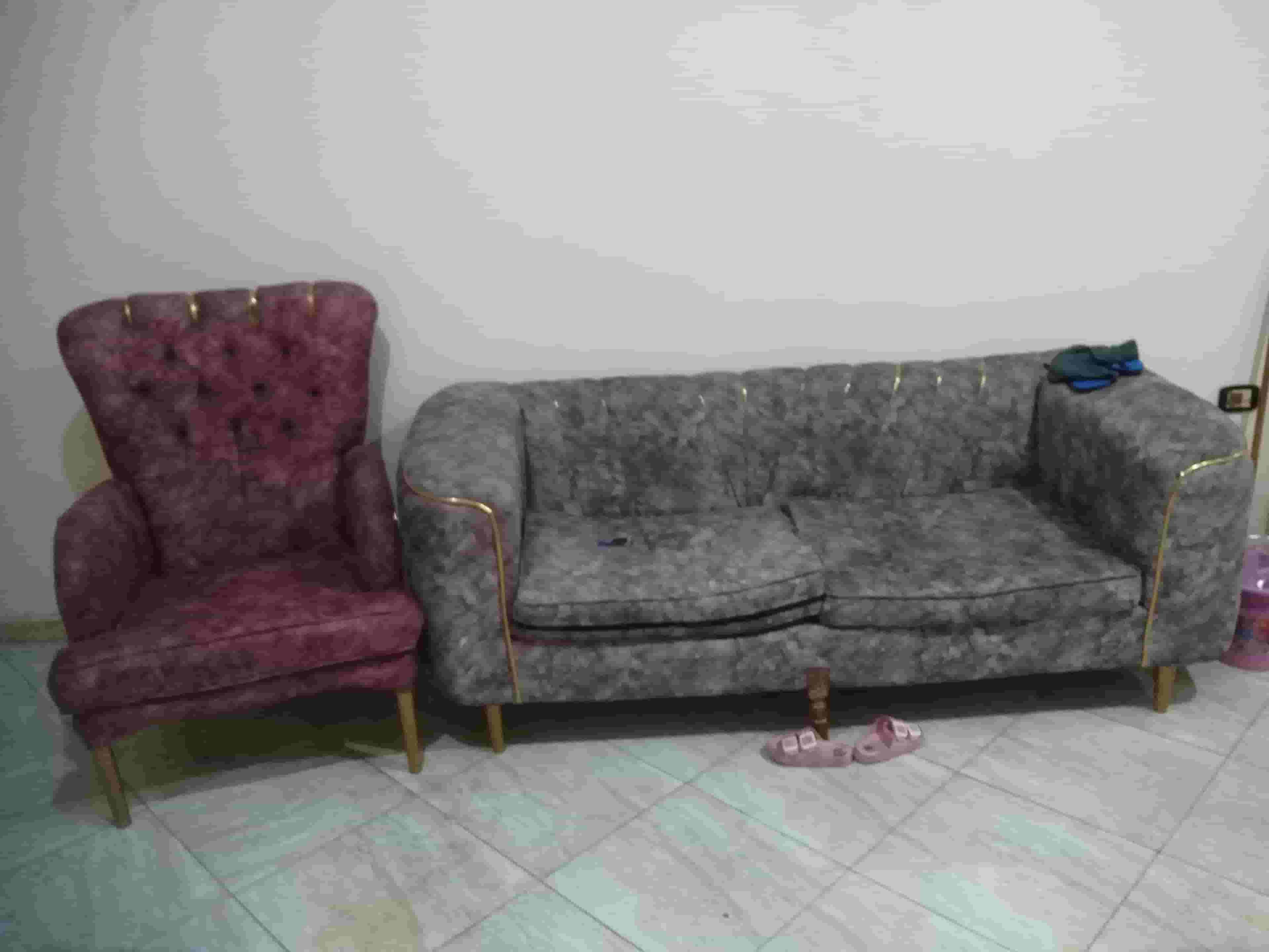 طقم انتريه كنبه و٣ كراسي