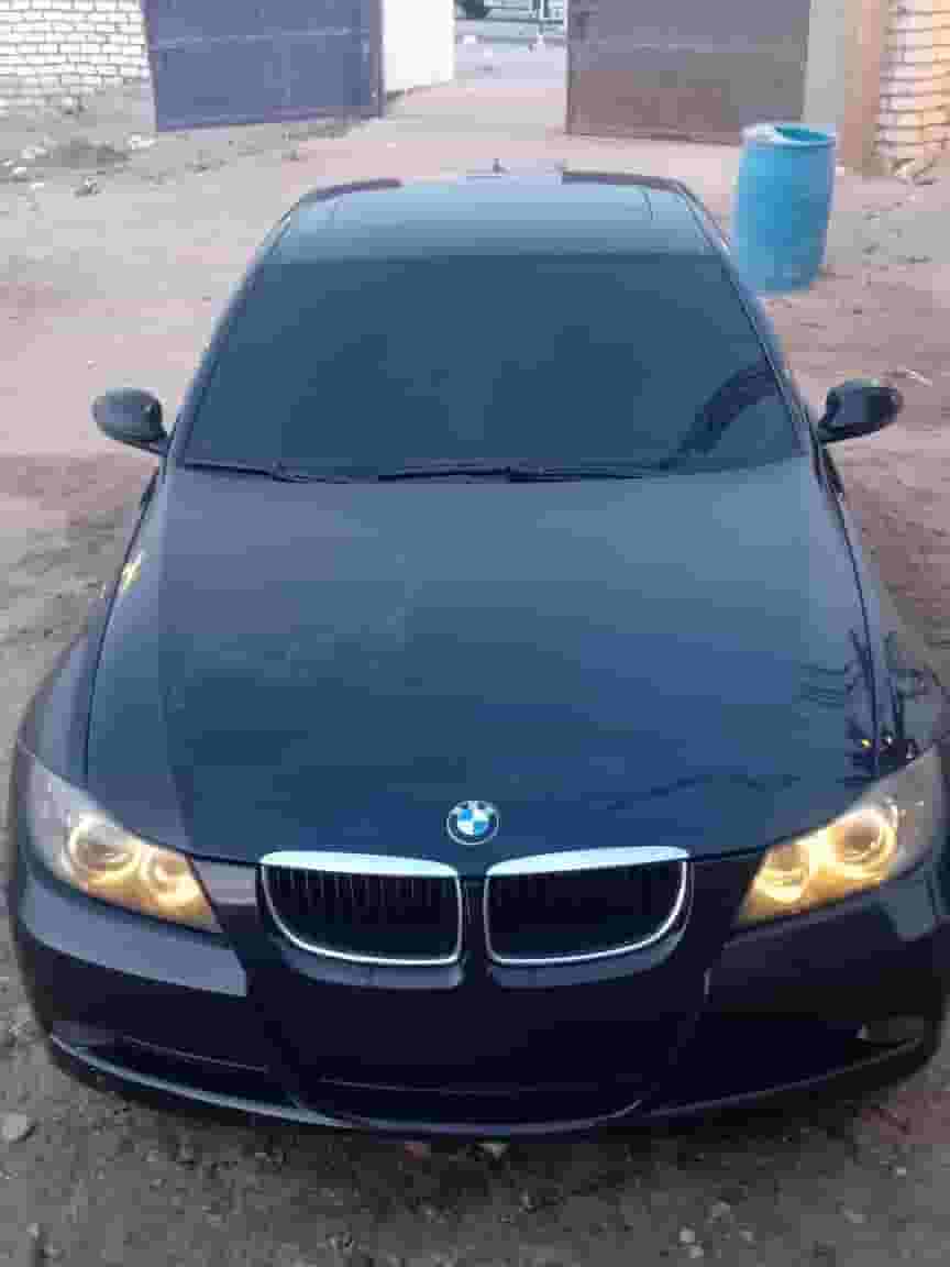 BMW 320i.2008