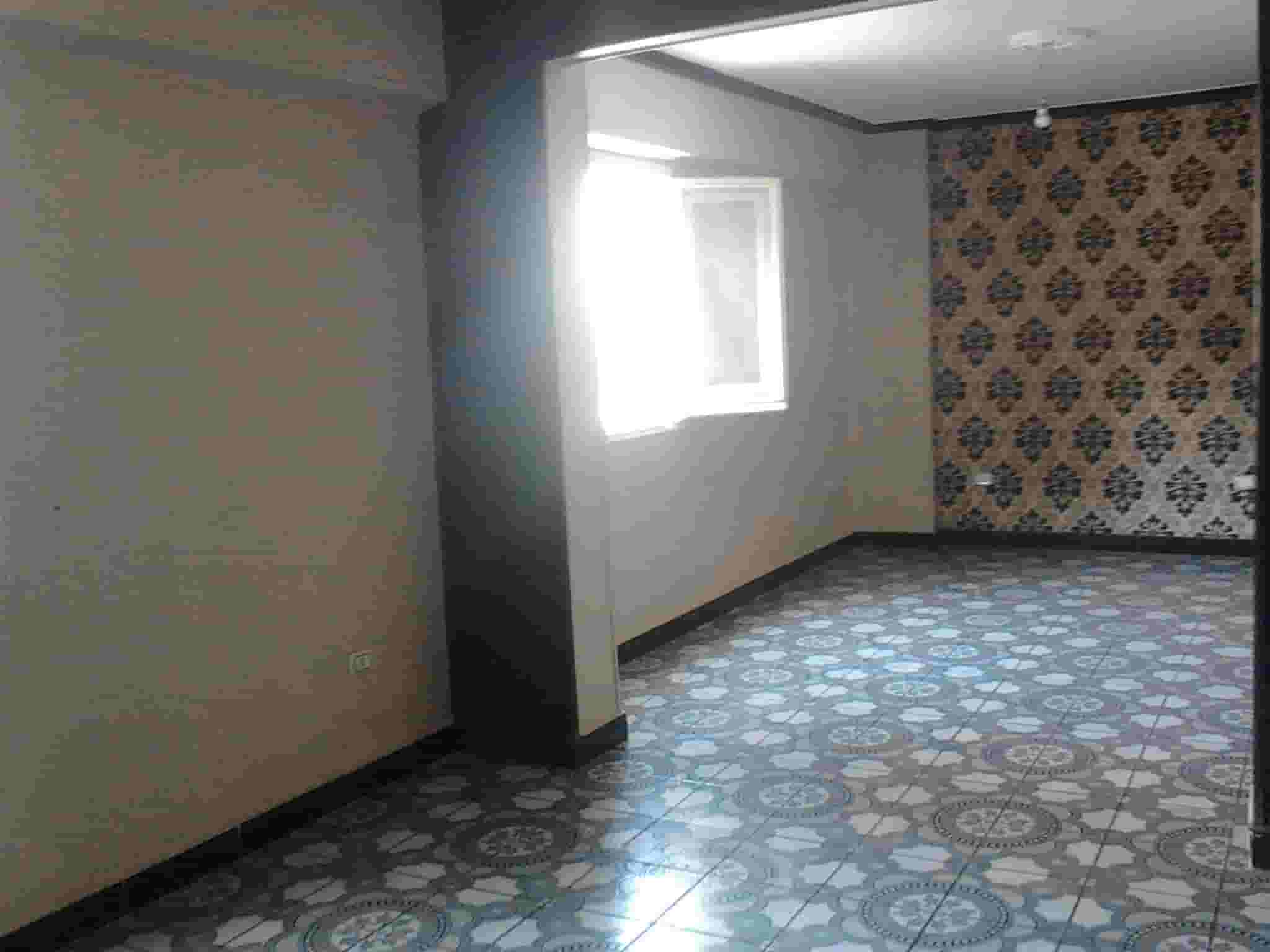 للايجار شقه على شارع شبرا