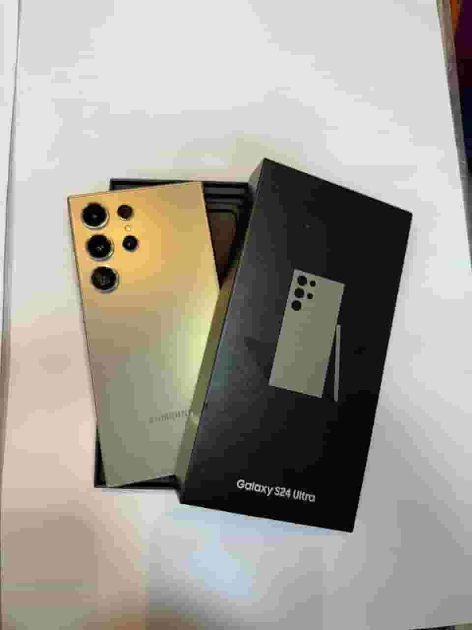 Samsung Galaxy S25 Ultra – 512GB