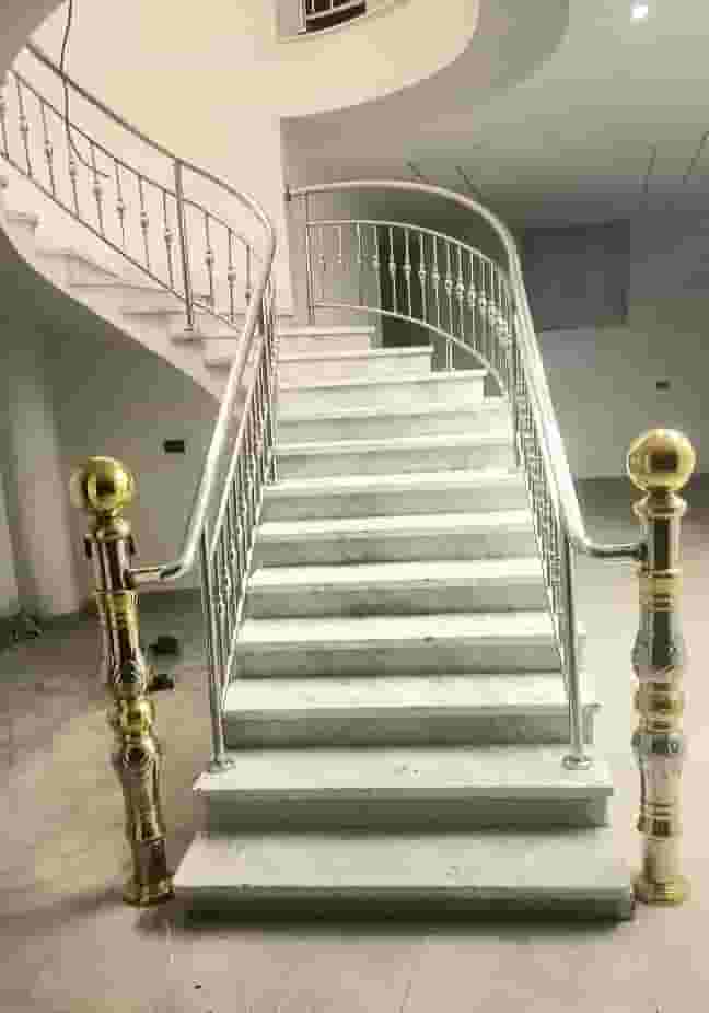 Stainless steel staircase decoration