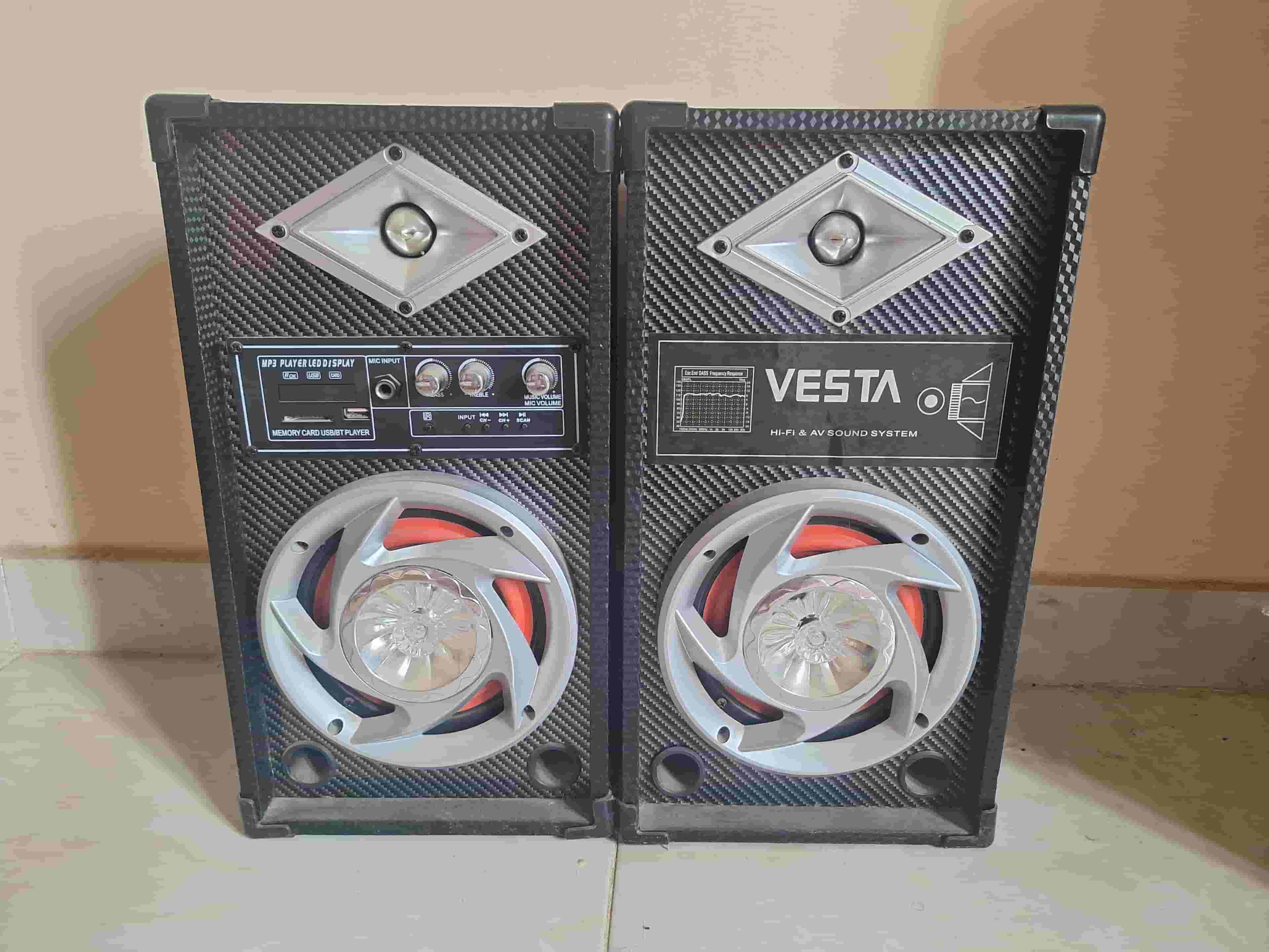 طقم سماعات VESTA جبار 7500W كسر زيرو بالكرتونة