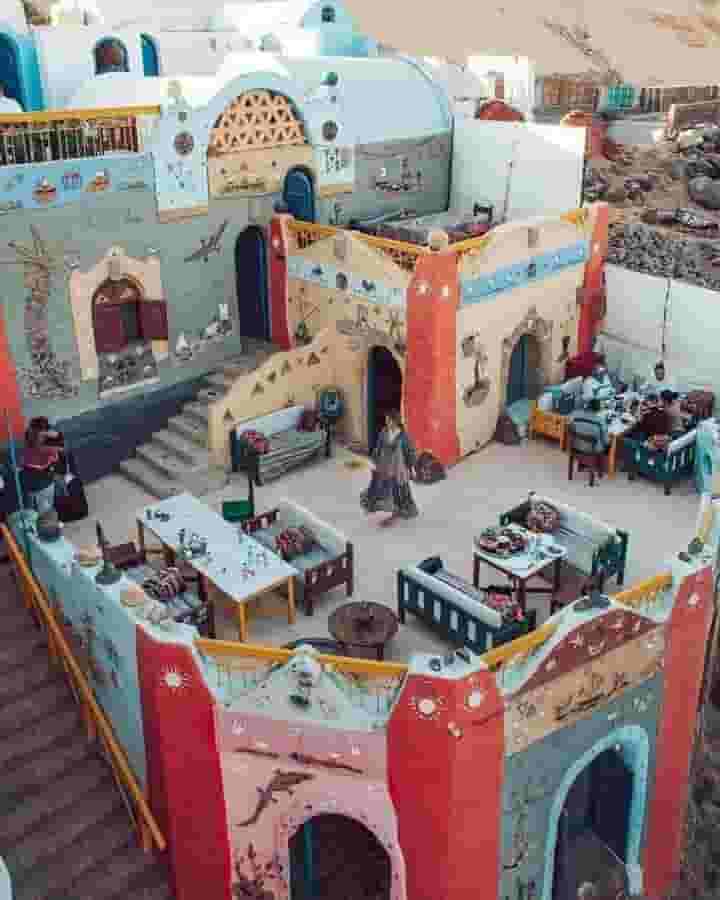 I am a driver with a special license looking for a job