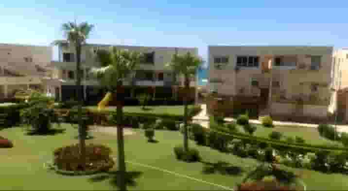 For rent chalet 170 m in Al Mamoura