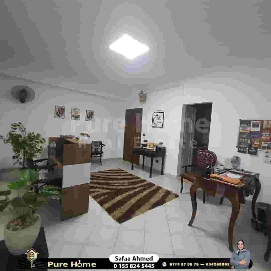 فرصة للاستثمار مقر اداري للبيع سموحة 100م