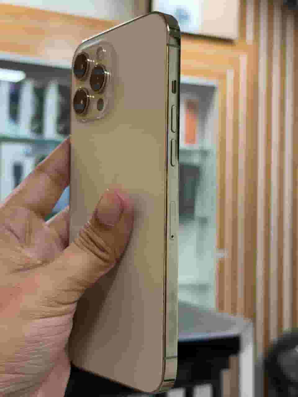 12 برو كحد أقصى