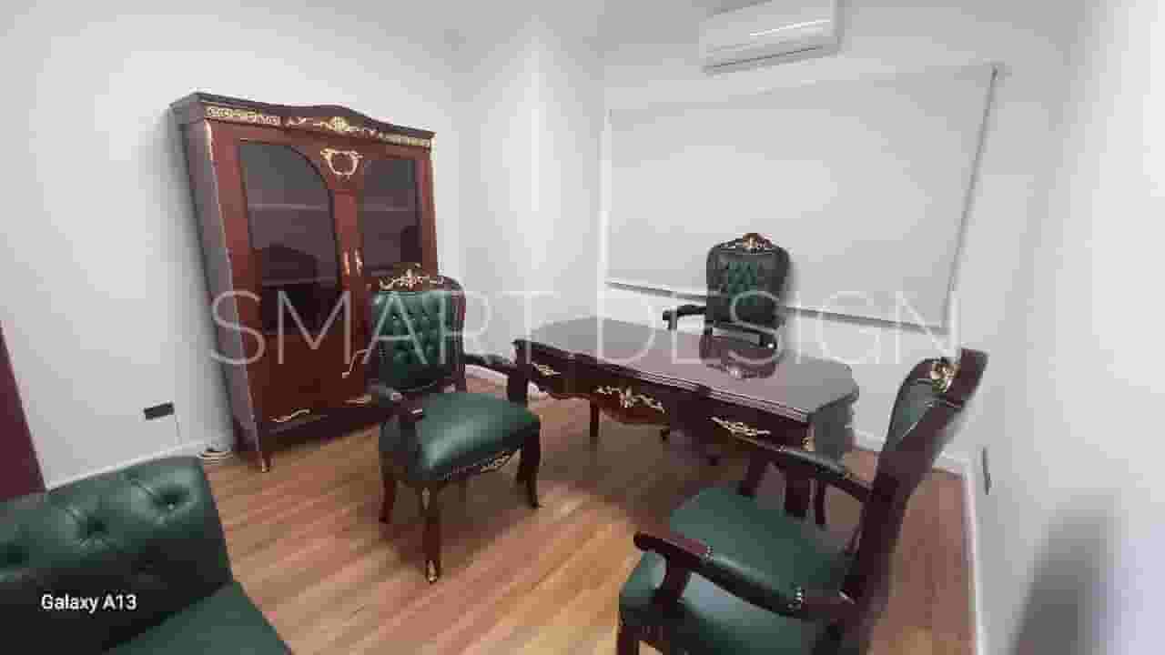 The director's office is beech wood, a copper restaurant with high quality materials
