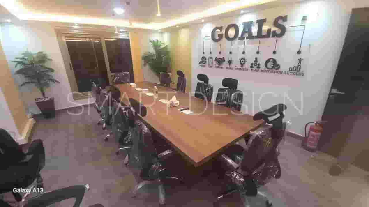 Modern meeting tables are available in all colors and sizes