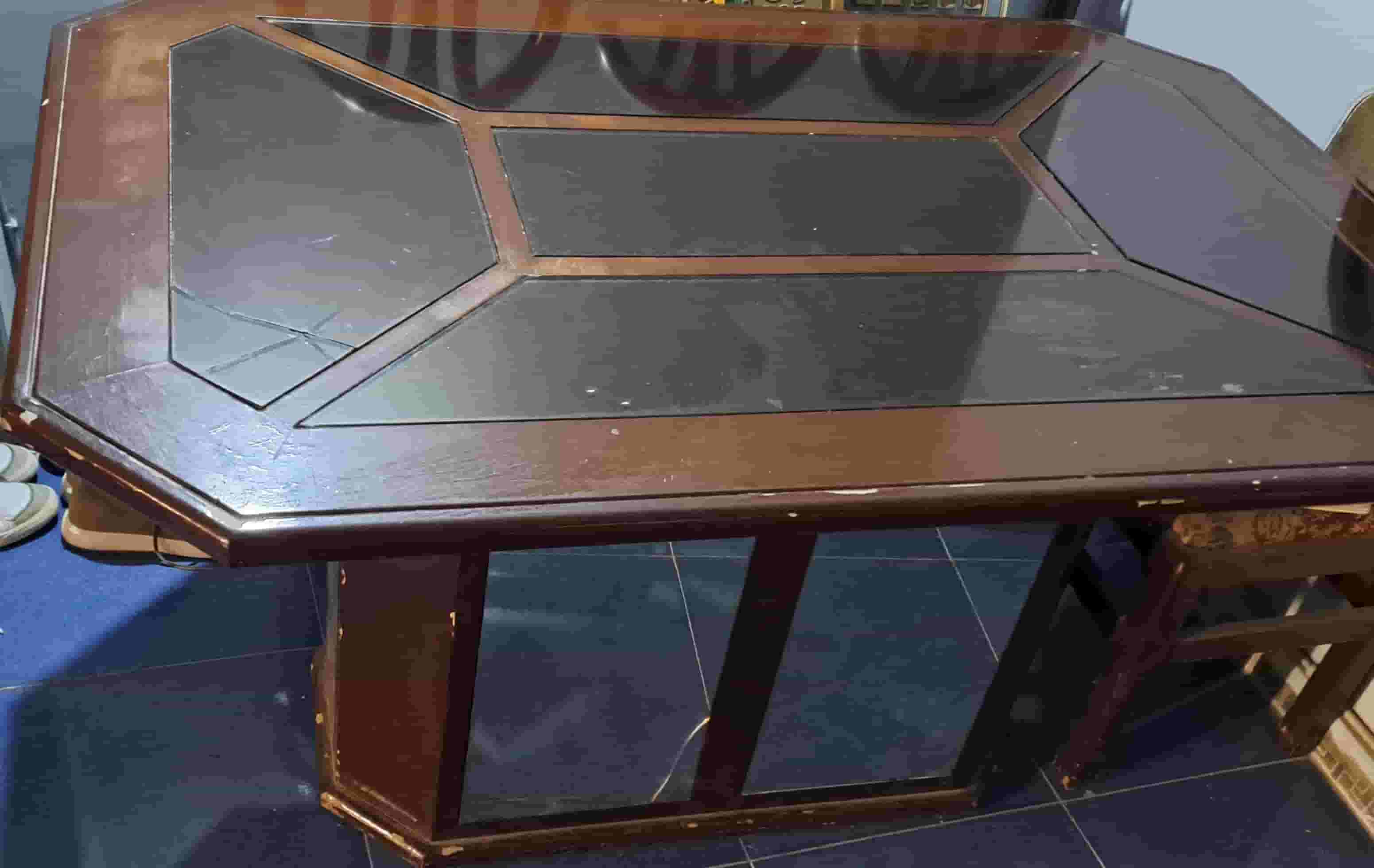 سفرة انتيك للبيع