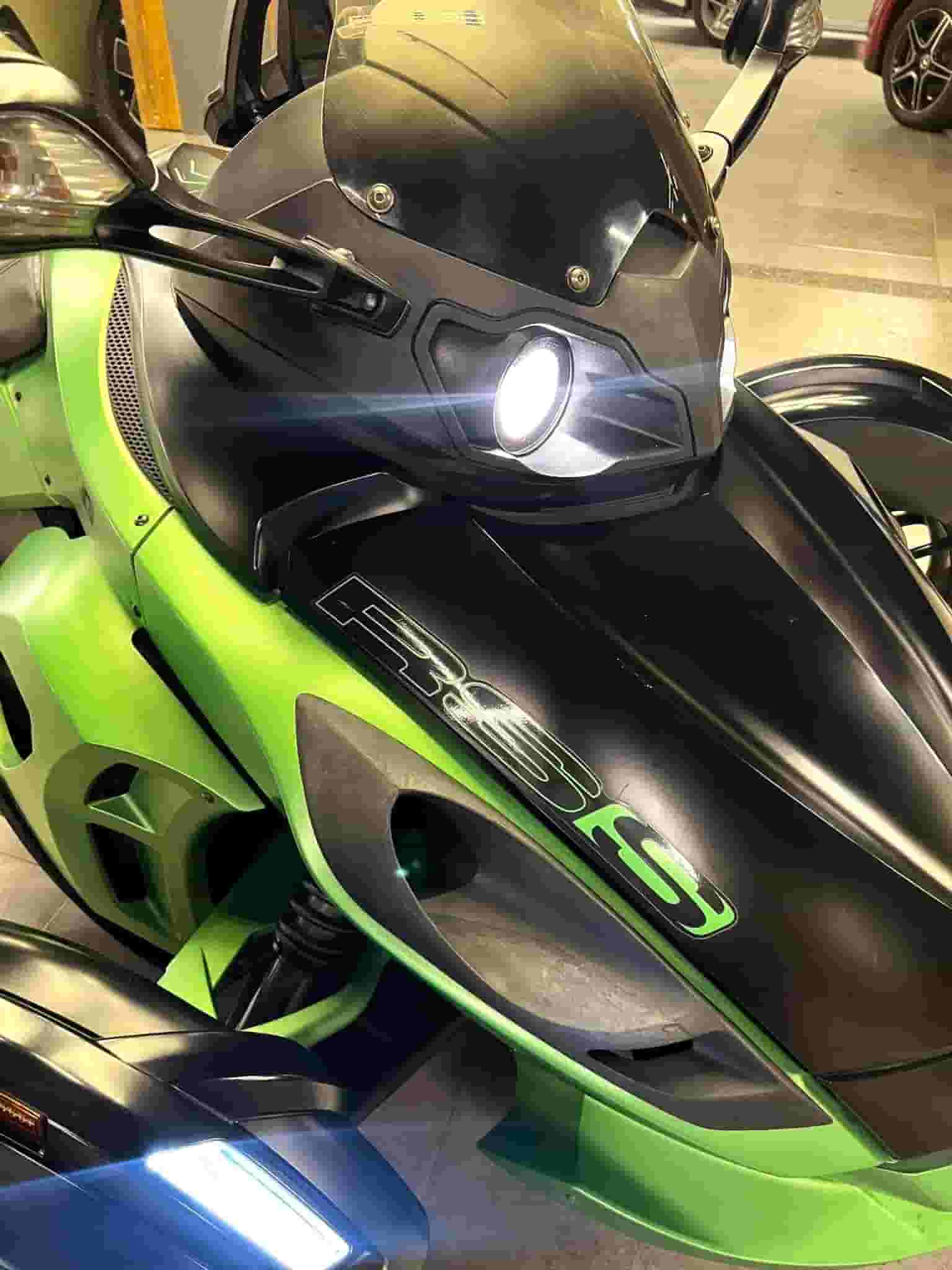 2013 Can-Am Spyder RS-S 1000 CC V Twin Motorcycle