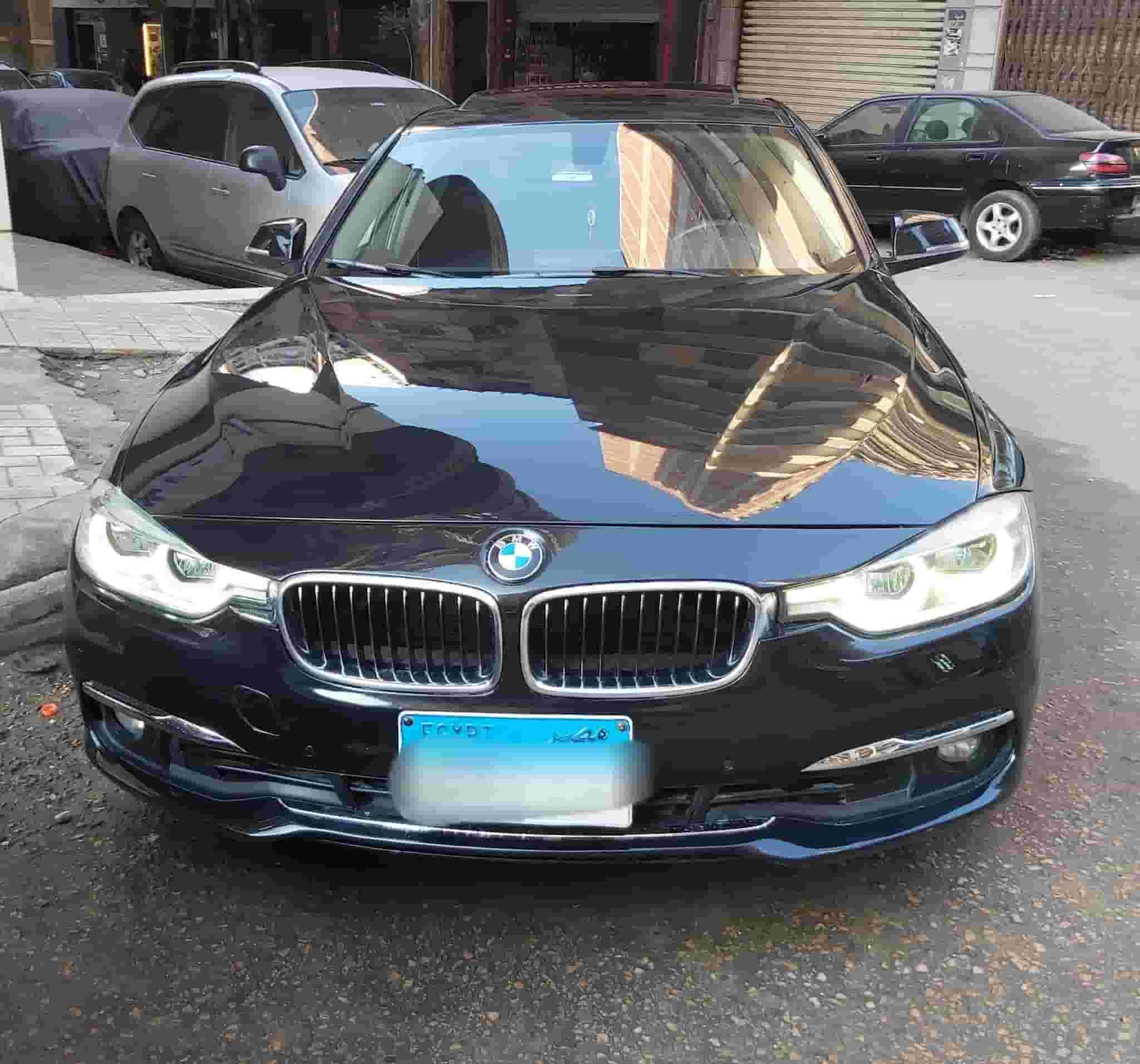 BMW320i 2017 Luxury