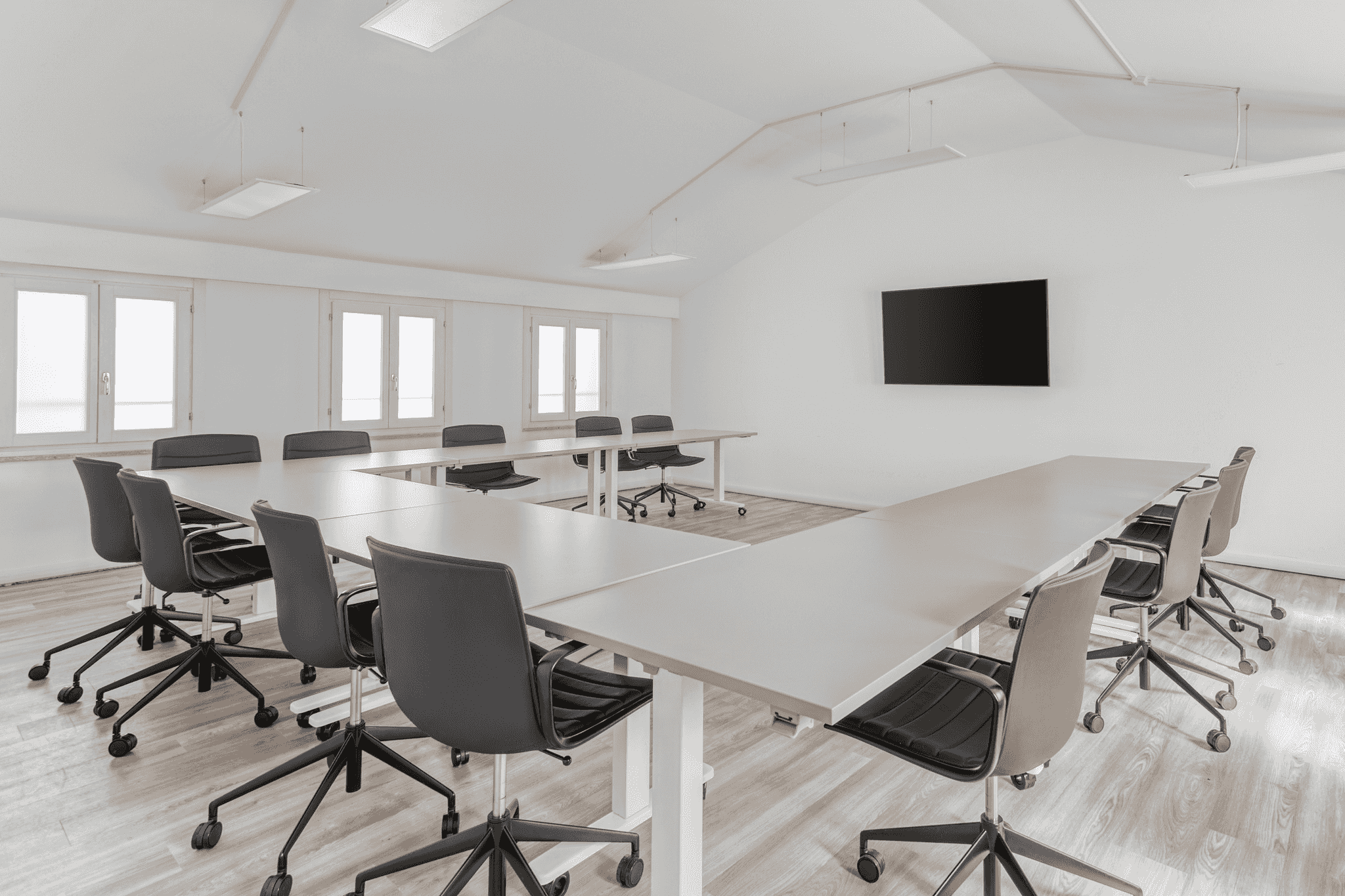 مكتب مفتوح لـ 10 أشخاص في الإسكندرية