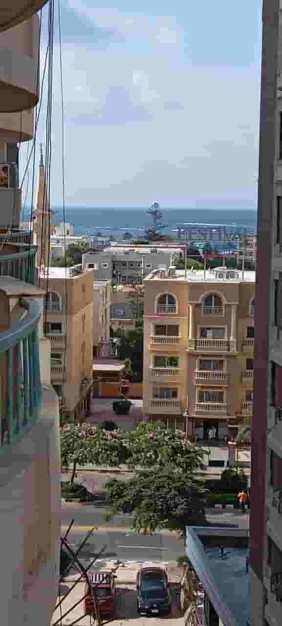 An unrepeatable opportunity for Al Mamoura Beach lovers. An empty apartment is for rent. The first residence for lovers of high-end housing is steps from the sea